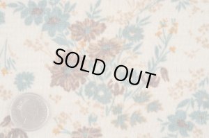 画像2: セレクト生地：フラワー起毛天竺（クリーム）35cmカットクロス